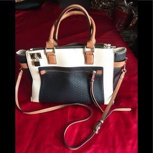 🧨🔴🩸GENTLU USED TRI TONE ALDO 2/WAY CARRYING 🧨🔴🩸